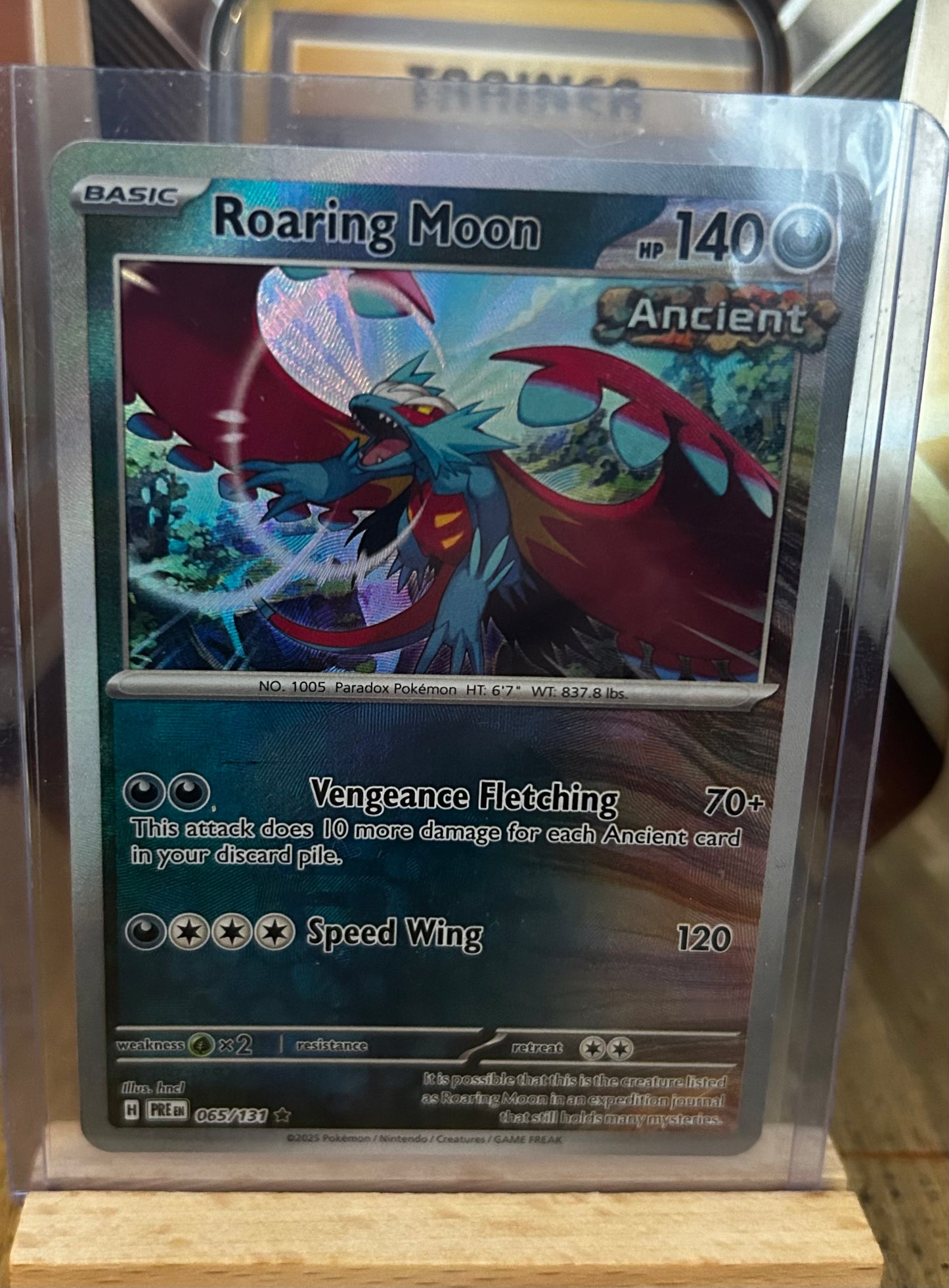 Roaring Moon Pokeball