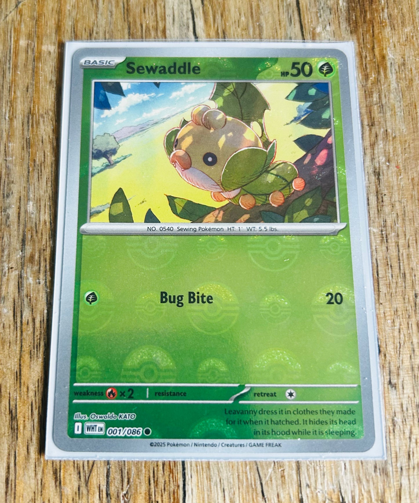 Sewaddle Pokeball Reverse