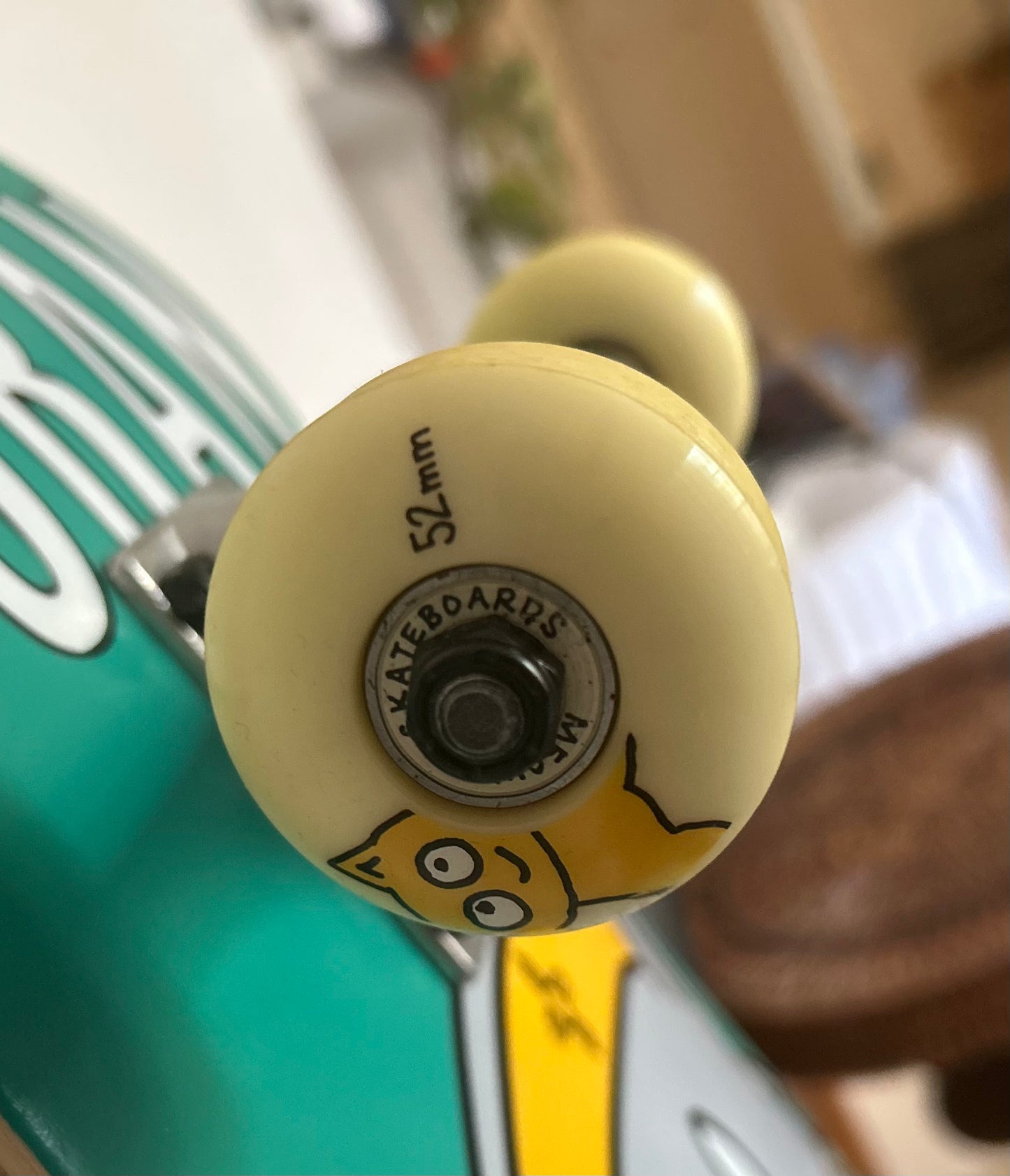 Mariah Duran Pro Model – Meow Skateboards “Pizza Cat” Complete (8.0")