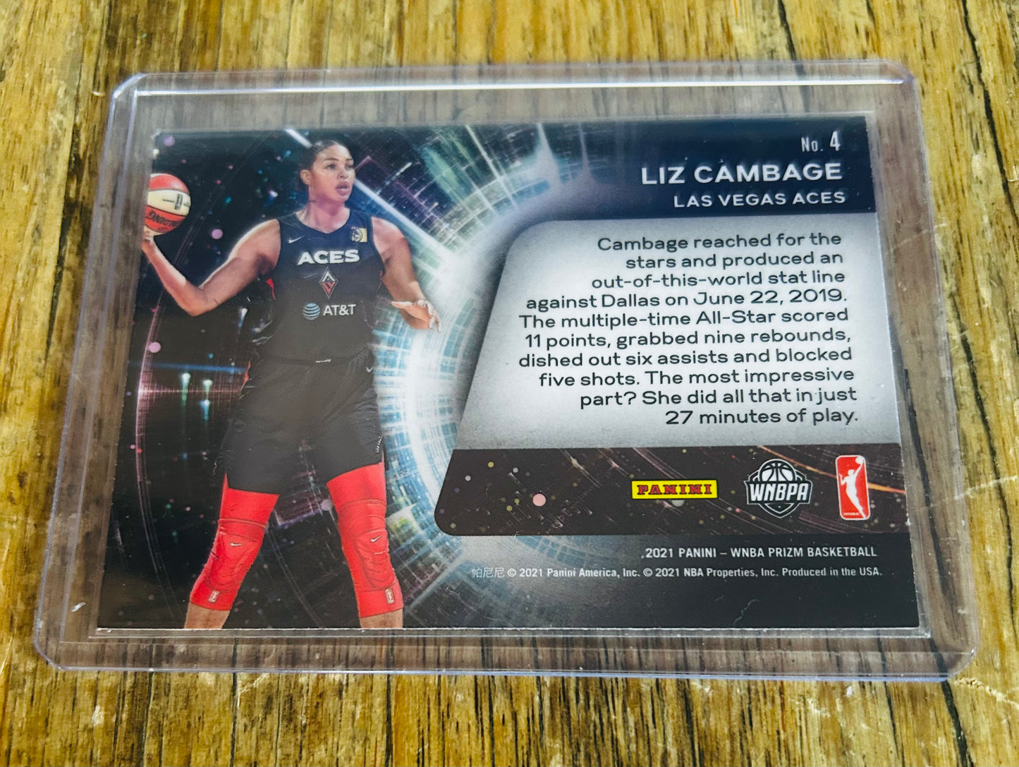 2021 Panini Prizm WNBA Liz Cambage Far Out (Base)