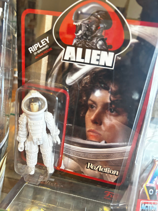Alien - Ripley in Space Suit  (ReAction Figures)