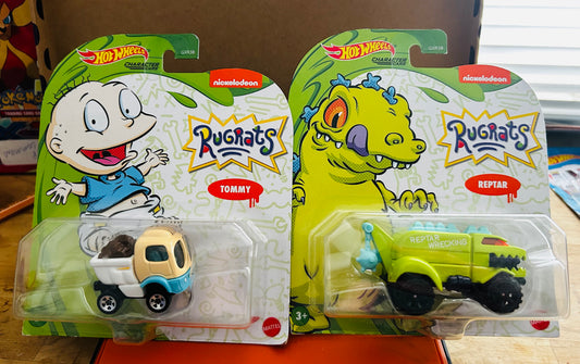 Hot Wheels – Tommy and Reptar (Rugrats Character Cars)