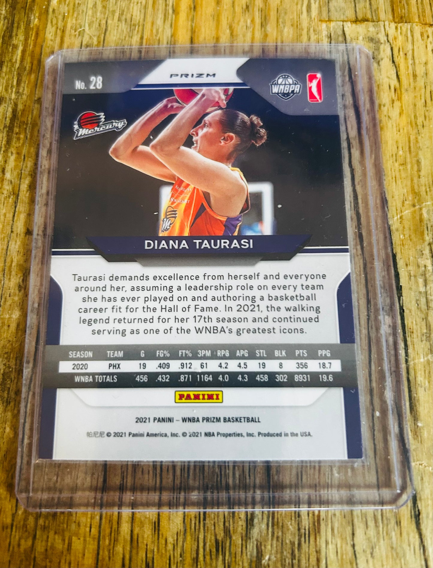2021 Panini Prizm WNBA - Diana Taurasi #28 Green Prizm